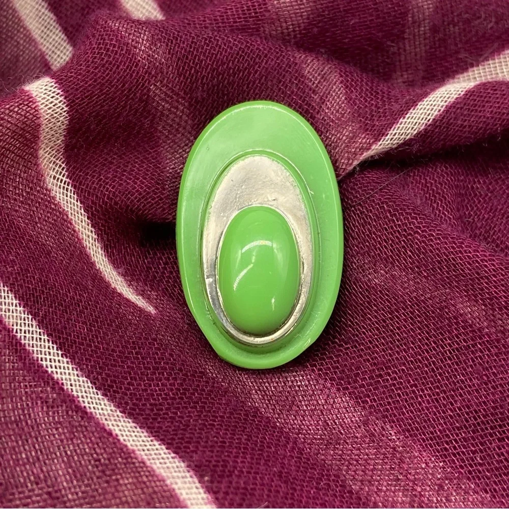 Vintage Art Deco Poured Glass Dress Clip Pin - Picture 2 of 15